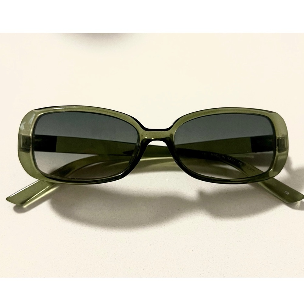 FENDI RARE VINTAGE Y2K SUNGLASSES